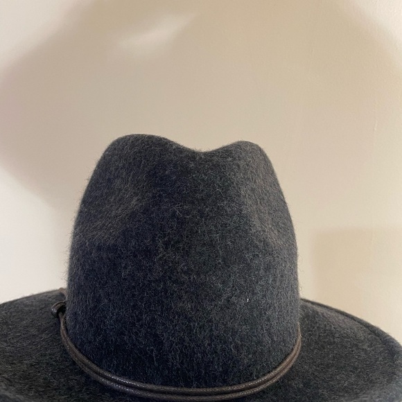Universal Thread Gray Black Fedora Wide Brim Hat Fall/Winter Hat Leather Detail - Picture 5 of 10